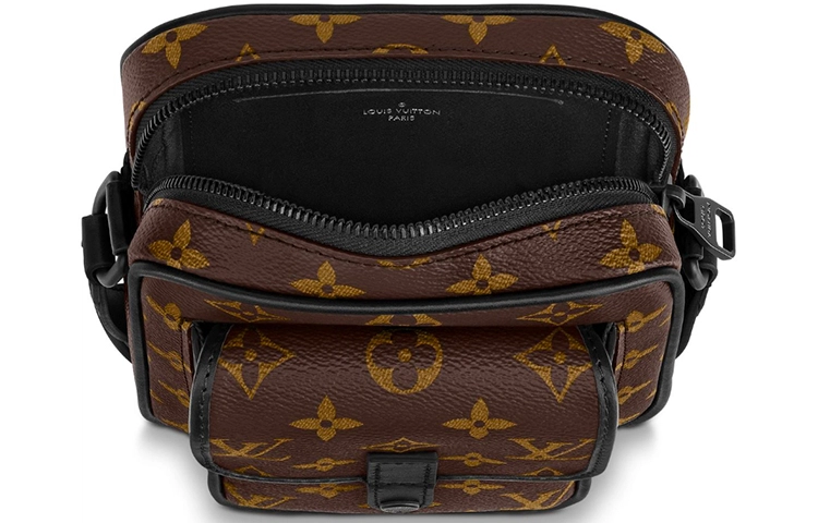 LOUIS VUITTON CHRISTOPHER
