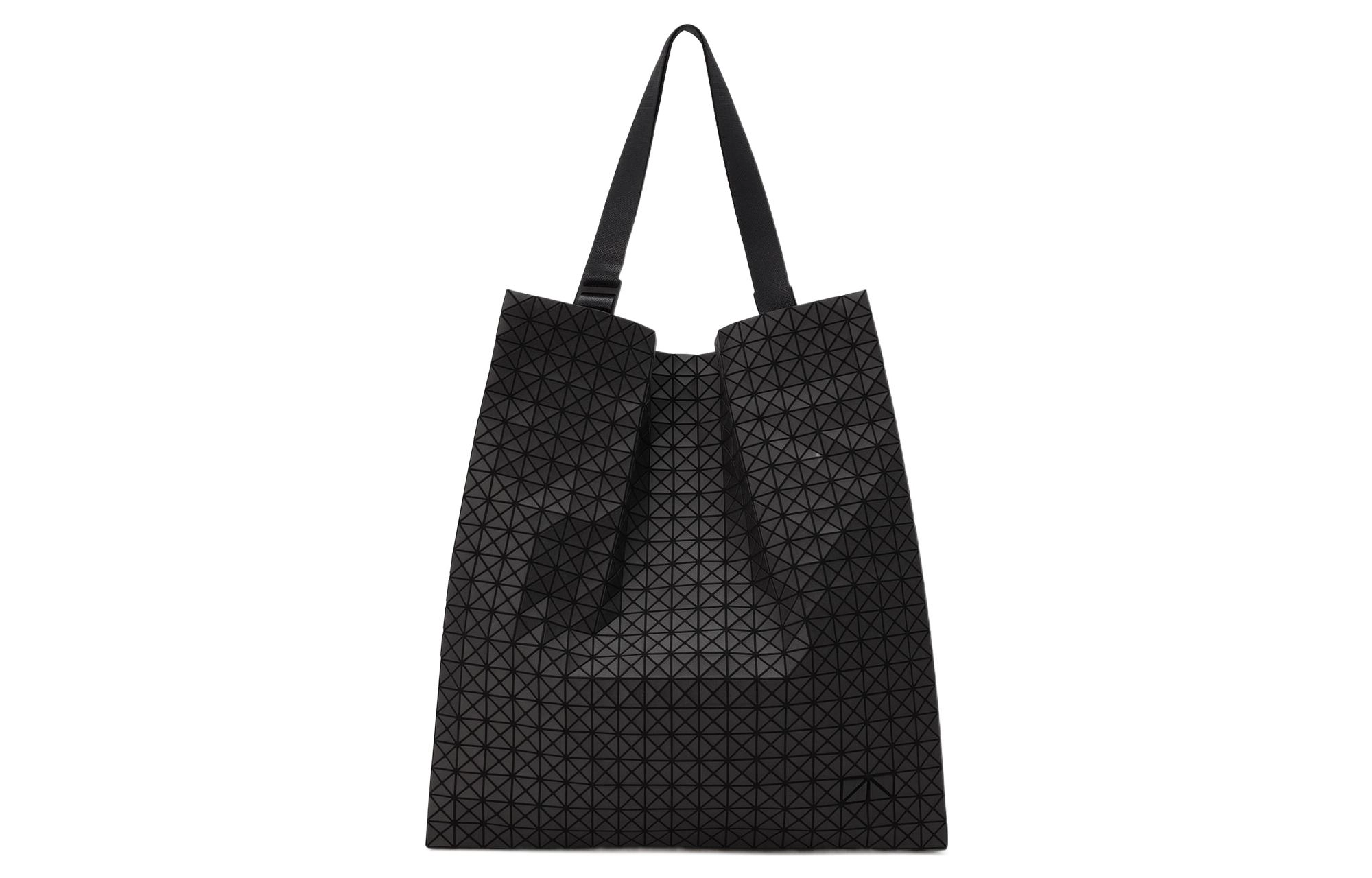 ISSEY MIYAKE KuroCart Tote