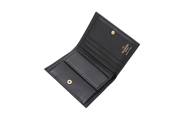 Valentino Vlogo Signature