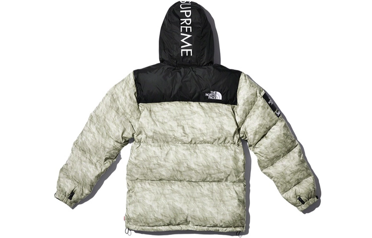 Supreme week 18 x The North Face Paper Print Nuptse Jacket