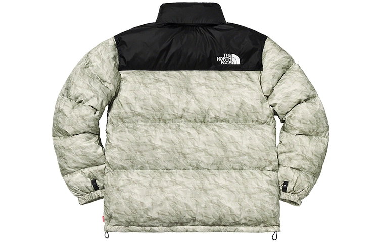 Supreme week 18 x The North Face Paper Print Nuptse Jacket