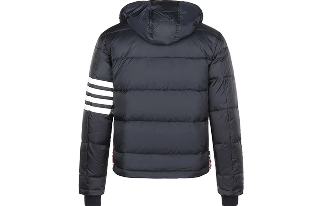 THOM BROWNE Logo