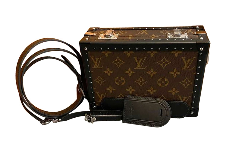 LOUIS VUITTON CLUTCH BOX