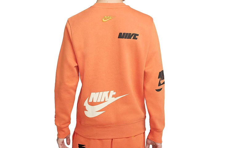 Nike Sportswear Sport Essentials Logo