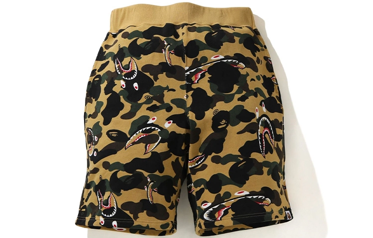 A BATHING APE