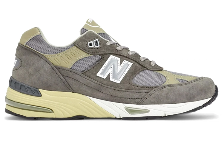 Dover Street Market x New Balance NB 991