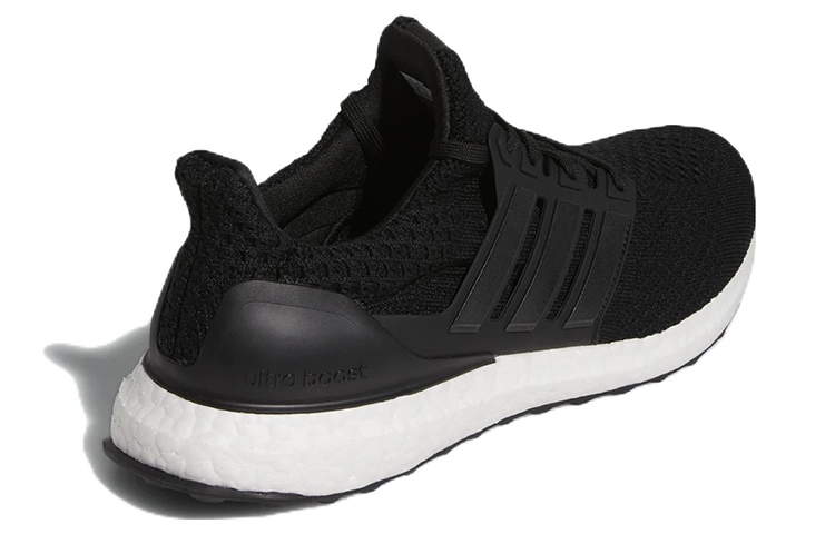 adidas Ultraboost 5.0