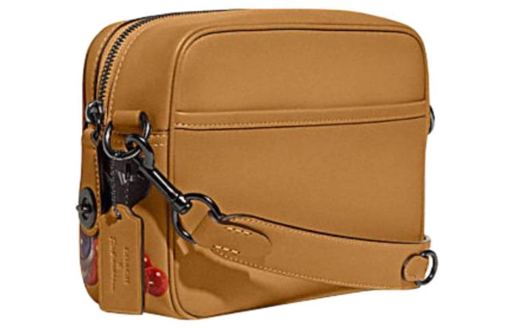 COACH X Tom Wesselmann Flight 23
