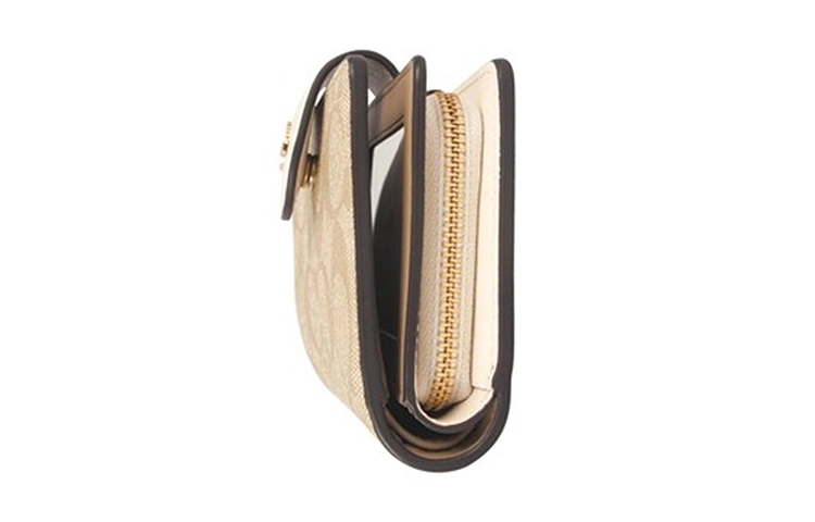 COACH Corner Zip 13