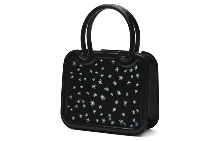 CHARLESKEITH xCOCO CAPITN