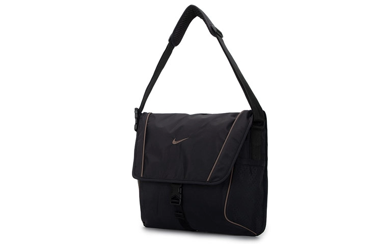 Nike EssentalsI Messenger