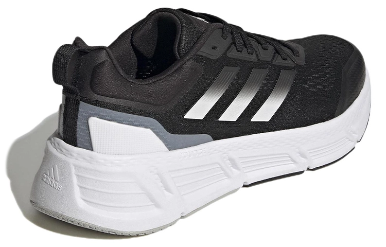 adidas Questar