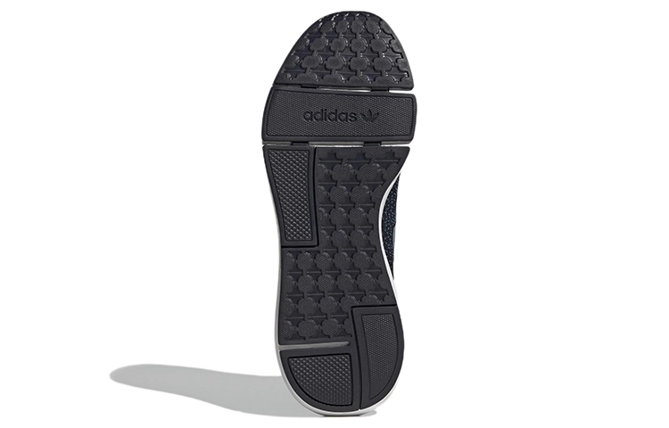 adidas originals Swift Run 22