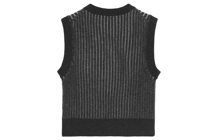 SS22 V