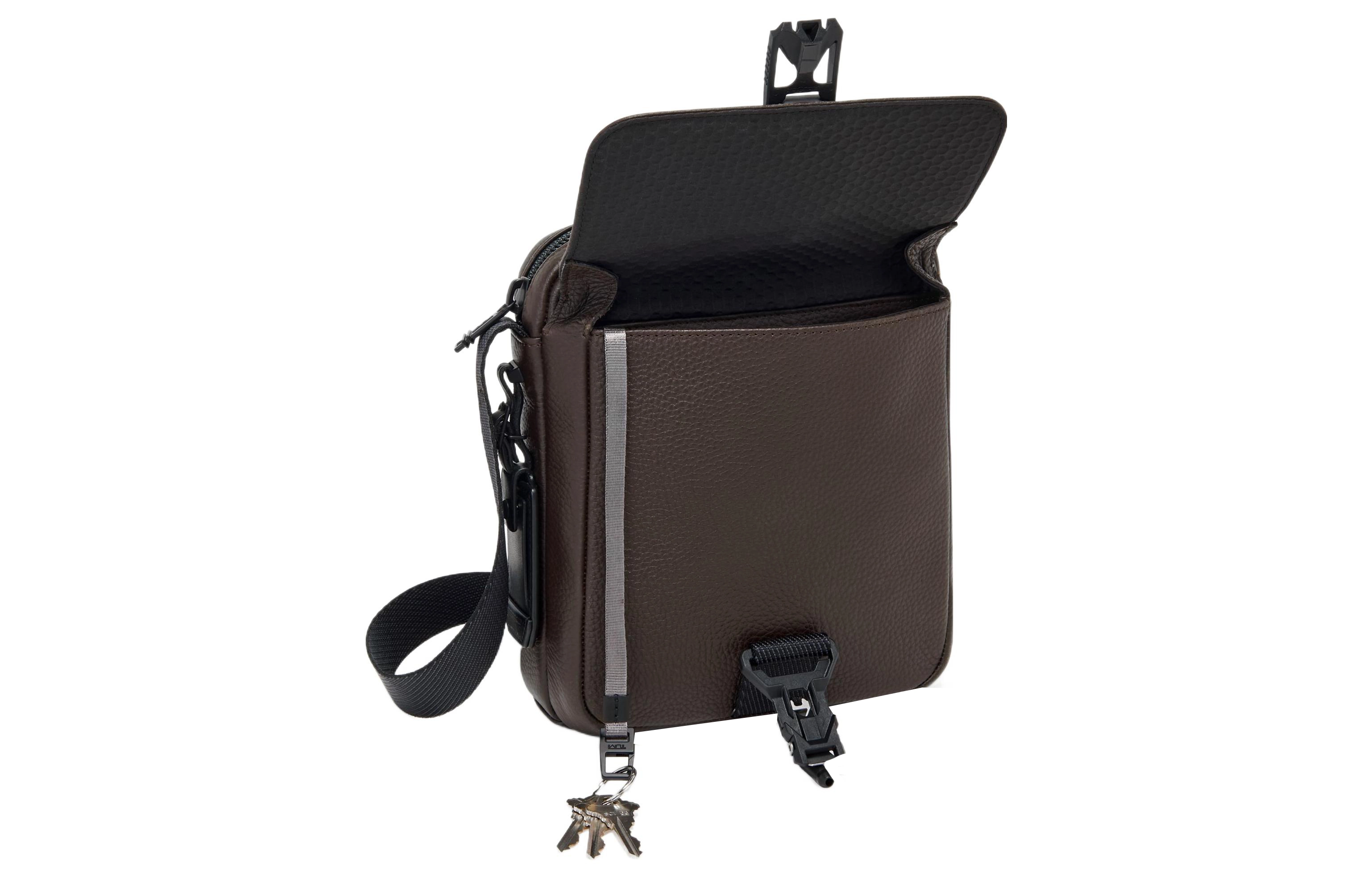 TUMI Alpha Bravo