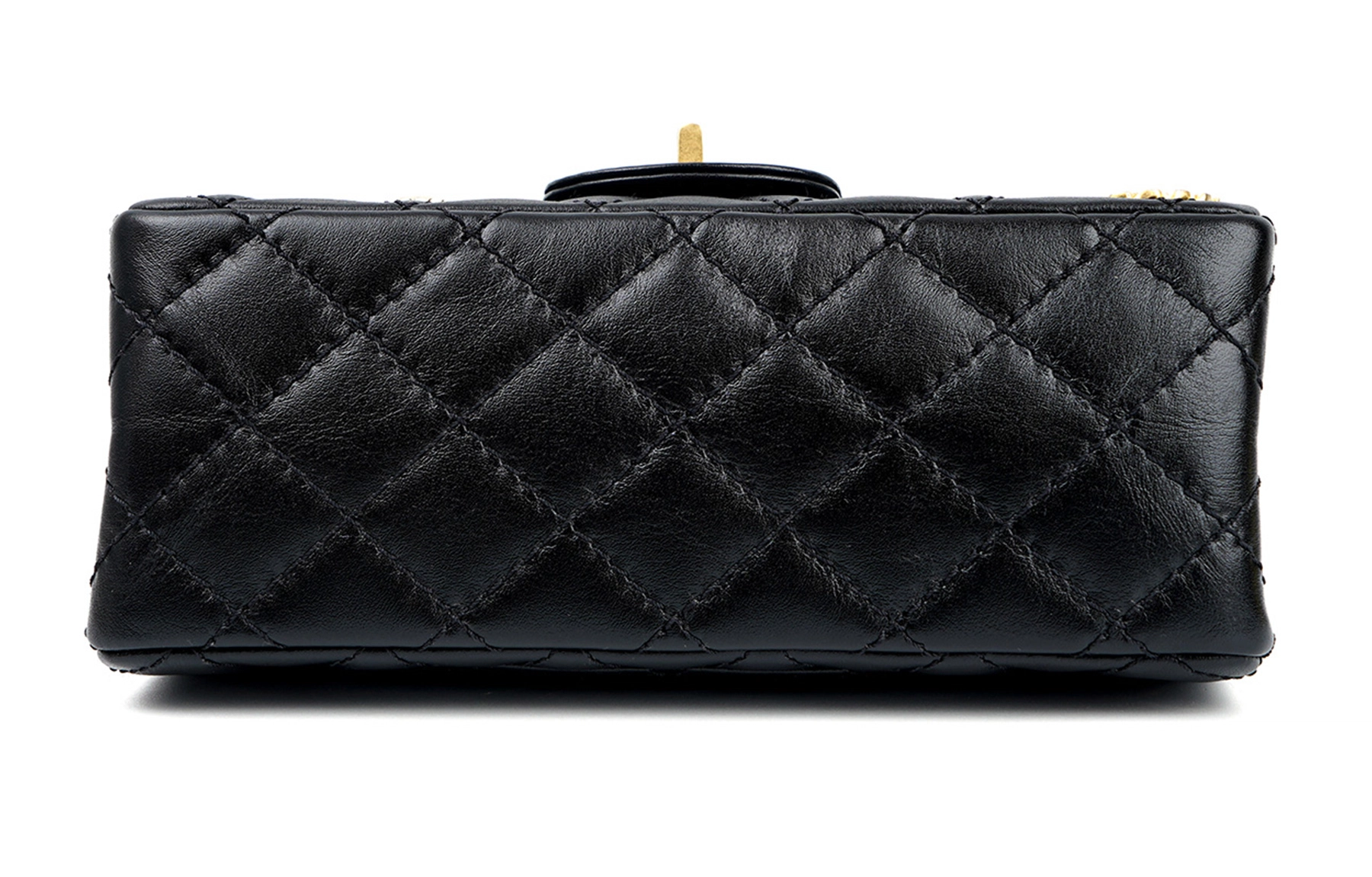 CHANEL 2.55