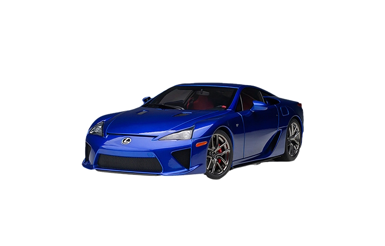 AUTOart 118 LFA 6cm