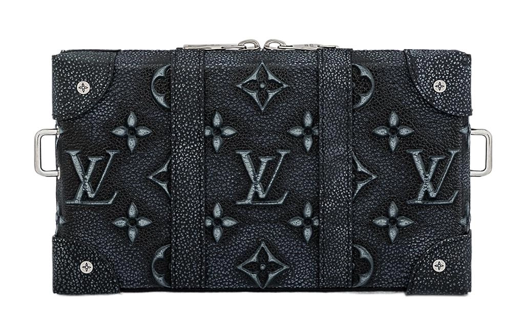 LOUIS VUITTON SOFT TRUNK