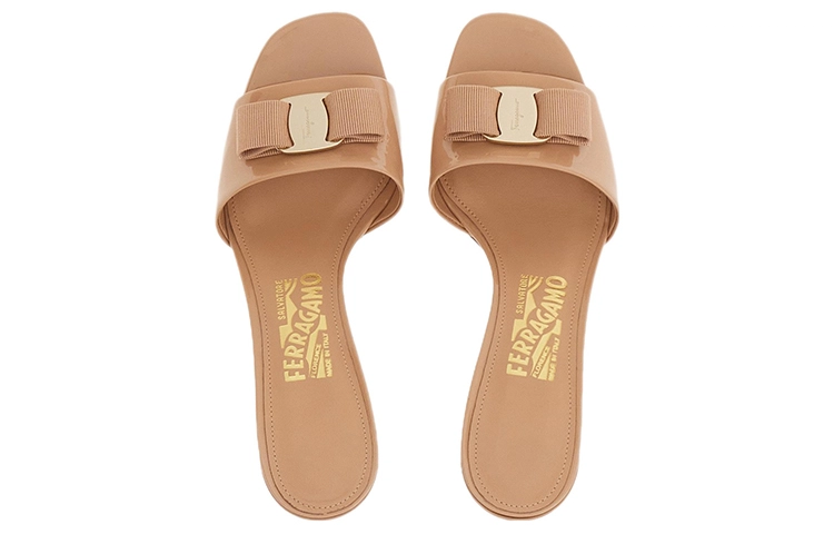 FERRAGAMO Vara