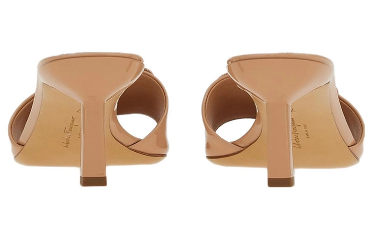 FERRAGAMO Vara
