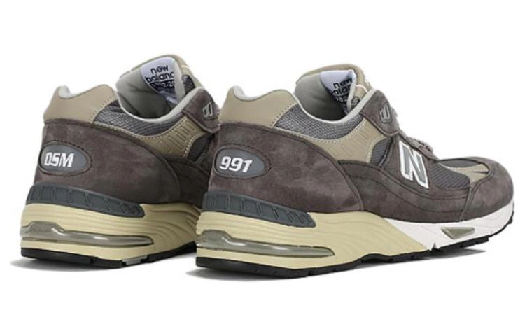 Dover Street Market x New Balance NB 991
