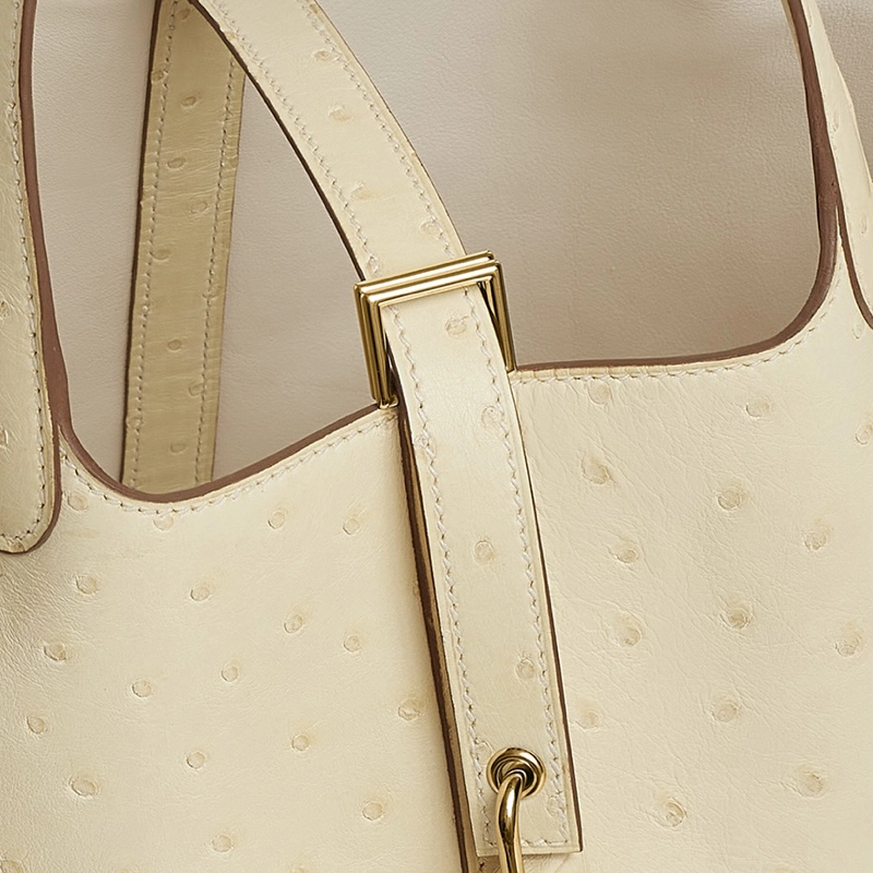 HERMES Picotin Lock 18 Y1 Vanille