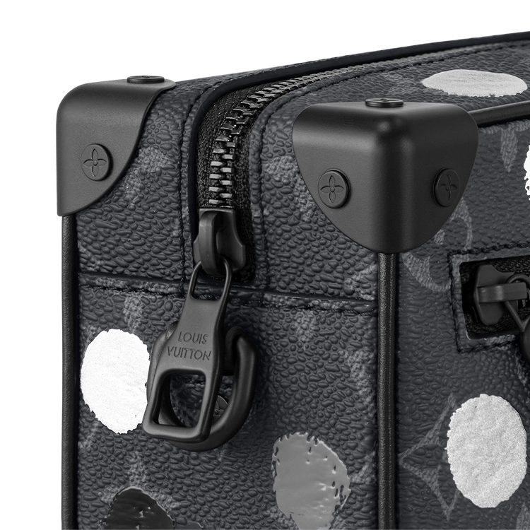 LOUIS VUITTON x Yayoi Kusama SOFT TRUNK