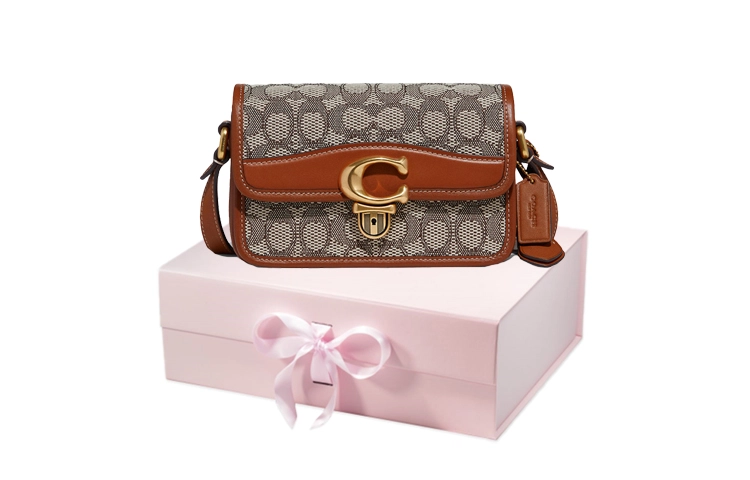 COACH Studio 19CLogo