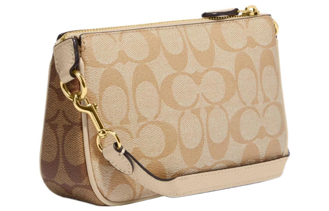 COACH Nolita 19