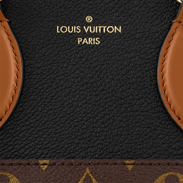 LOUIS VUITTON Fold Tote