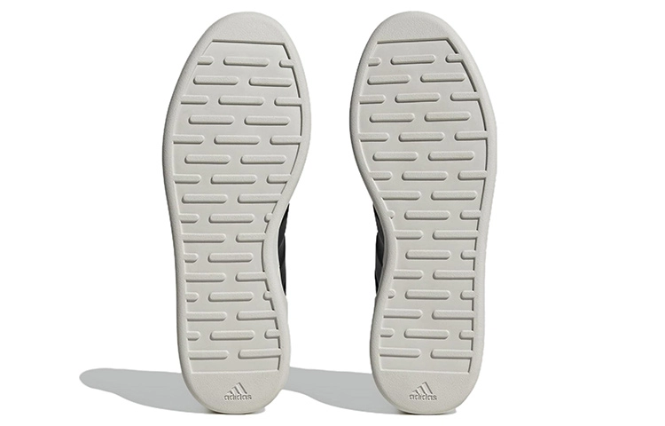 adidas Court Revival