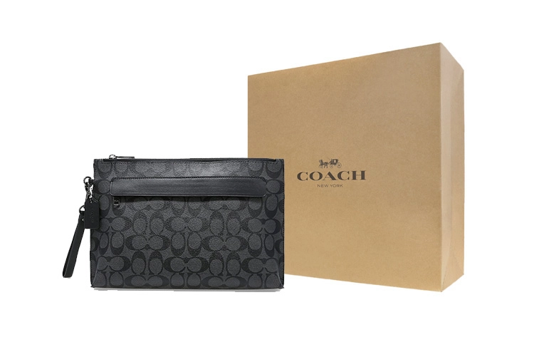 COACH Pouch 30 Logo