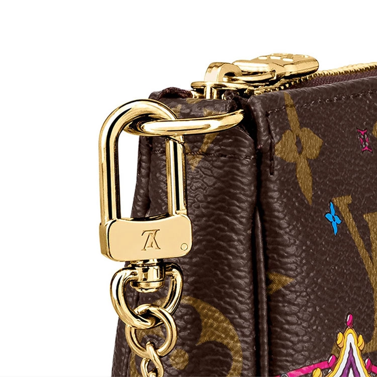 LOUIS VUITTON Pochette Accessoires