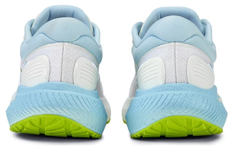 Saucony Surge 1