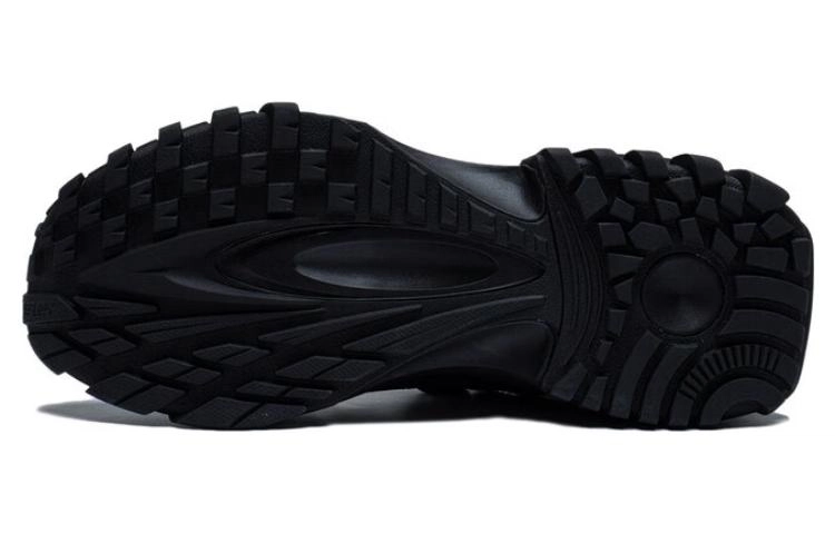 LiNing CF V2