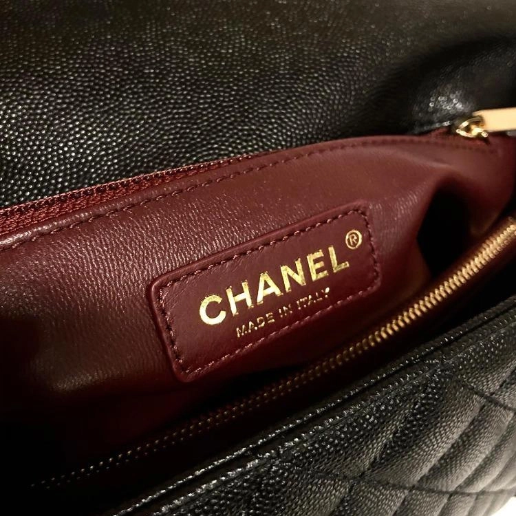 CHANEL COCO handle