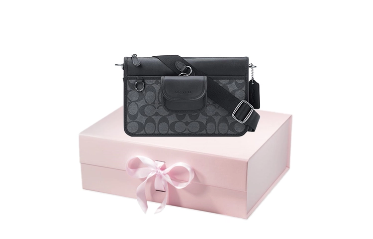 COACH Heritage 25