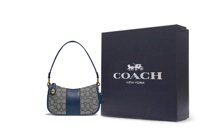 COACH Swinger 23