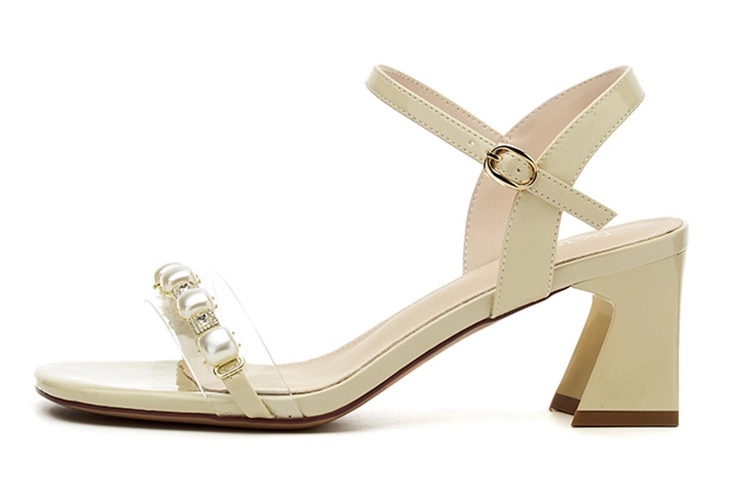 DAPHNE PU