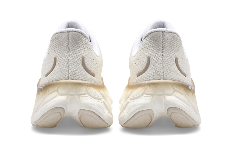 New Balance Fresh Foam X More v4