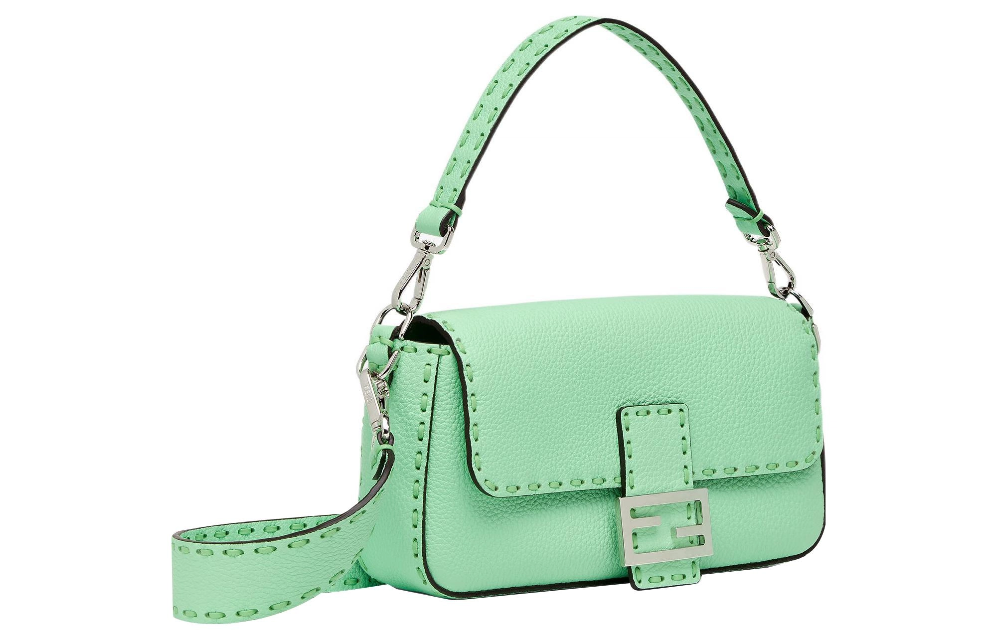 FENDI Baguette