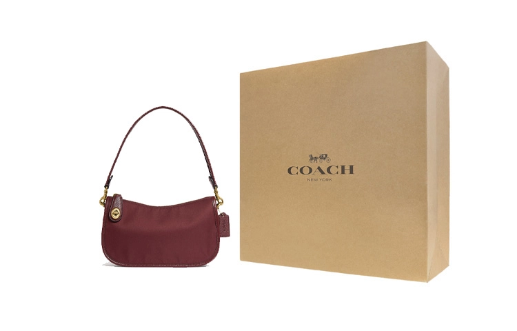 COACH Swinger 23