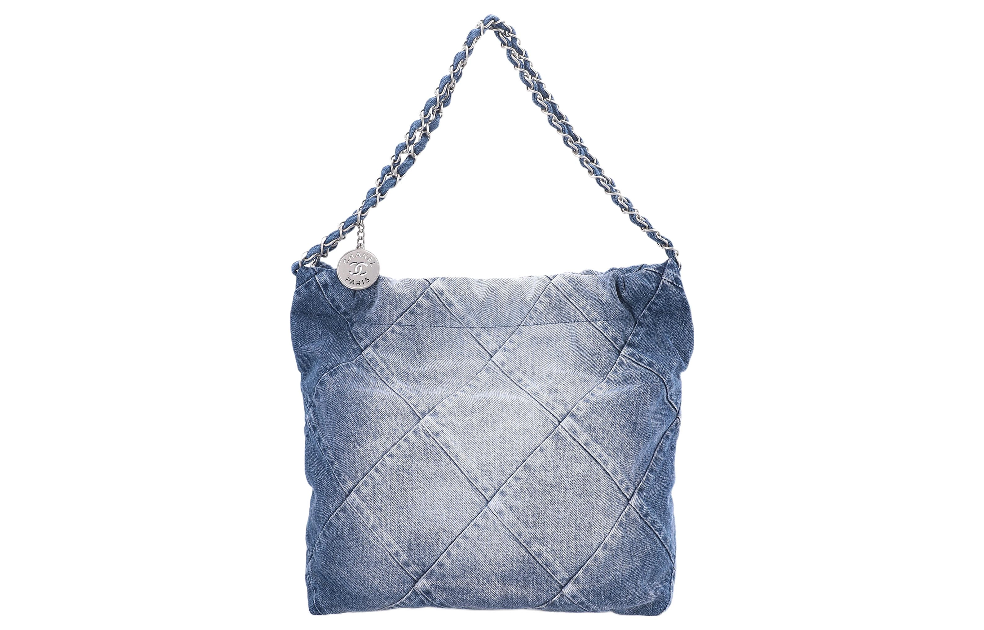 CHANEL 22Bag 23C