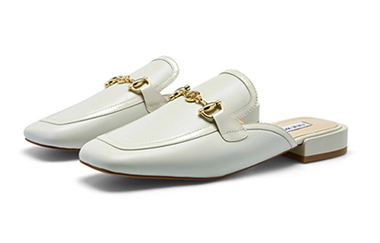 NINE WEST