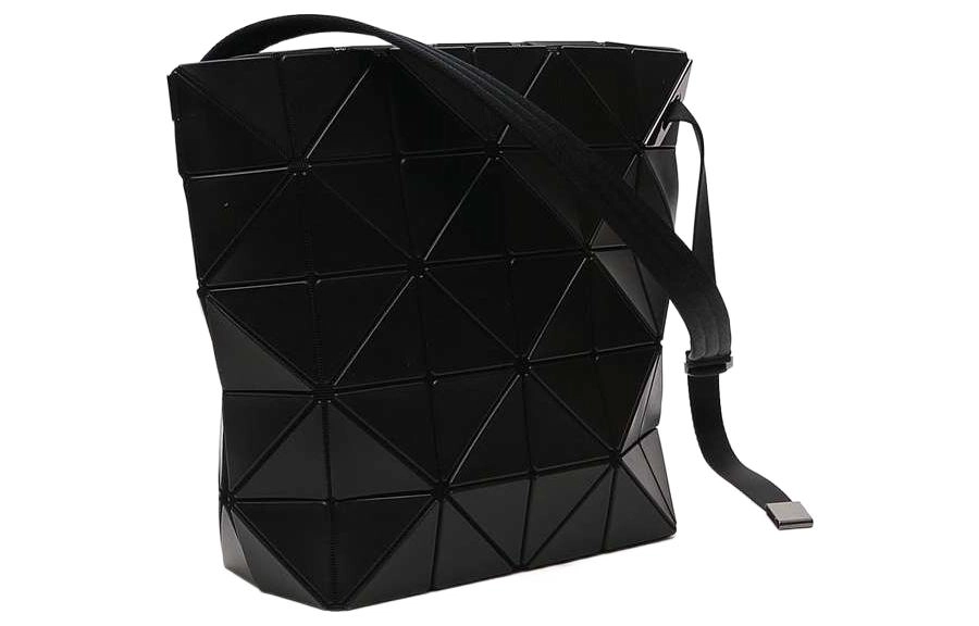 ISSEY MIYAKE Slash Blocky