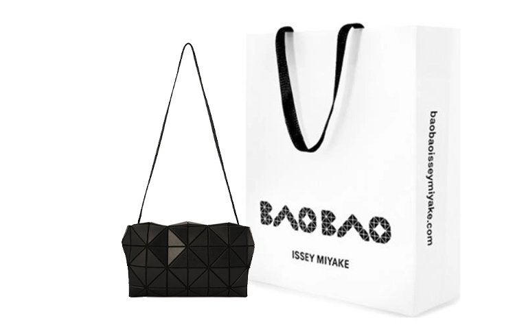 ISSEY MIYAKE Carton