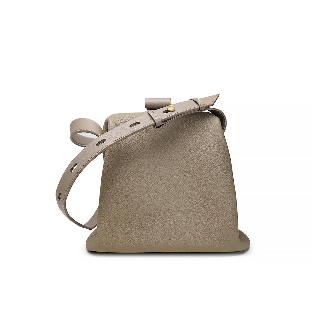 AJ AOIRJ Tote