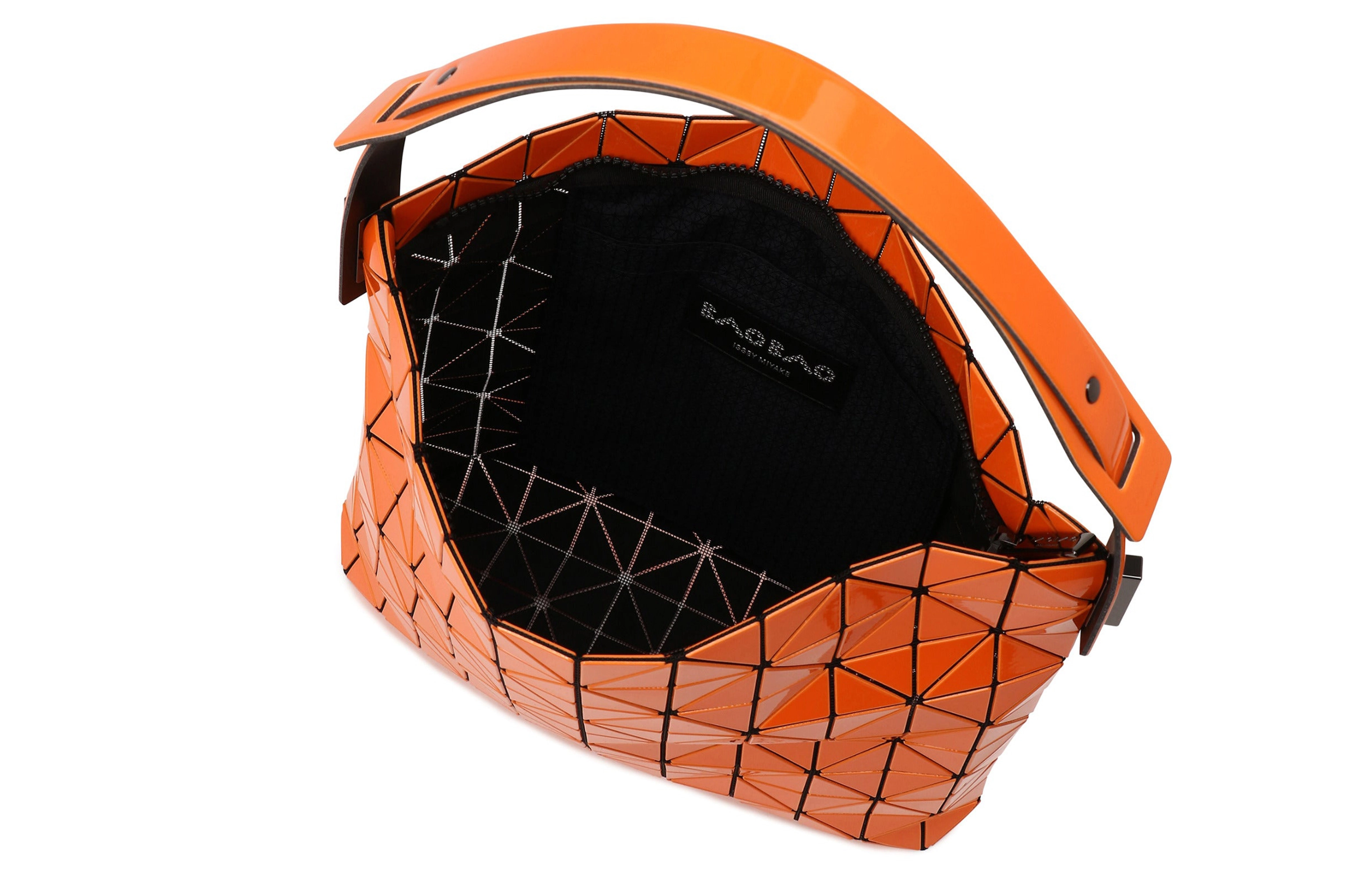 ISSEY MIYAKE Baguette