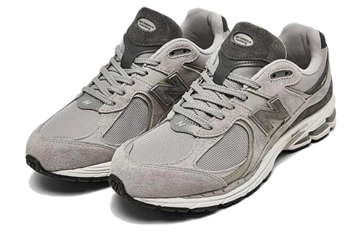 New Balance NB 2002R