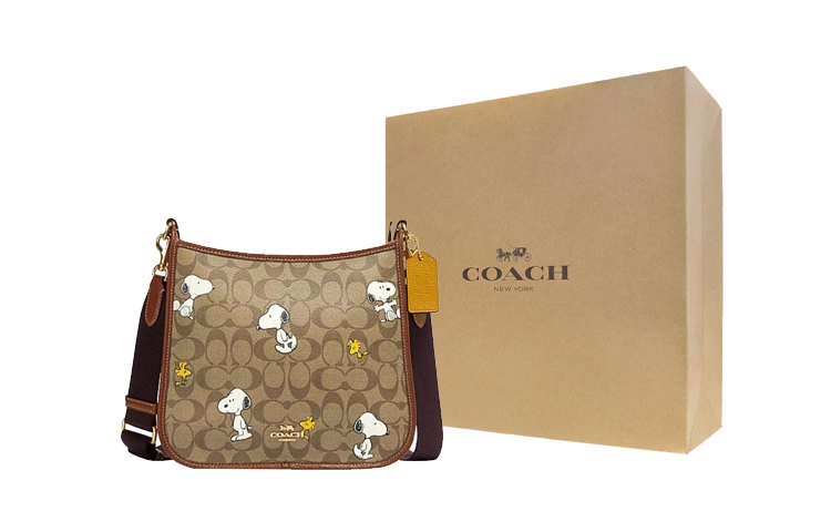 COACH x Peanuts Snoopy Dempsey 27